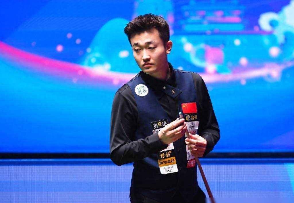 通过一系列 通过一系列