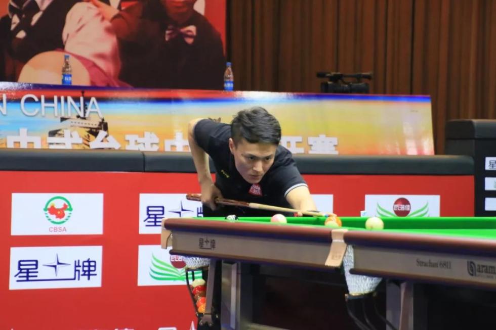 这些表现背 这些表现背